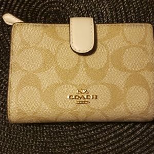 COPY - New Coach Signature Wallet